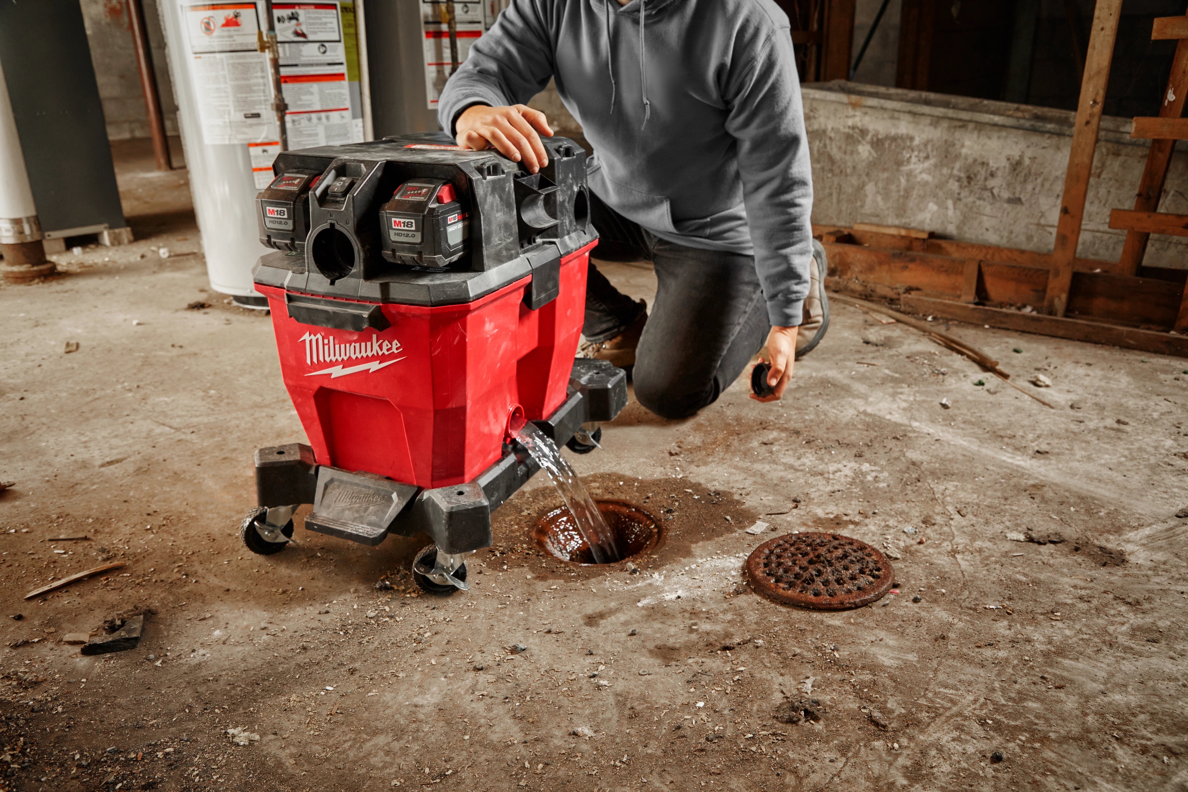 RÉSERVOIR D'ASPIRATEUR HUMIDE/SEC 9 GALLONS