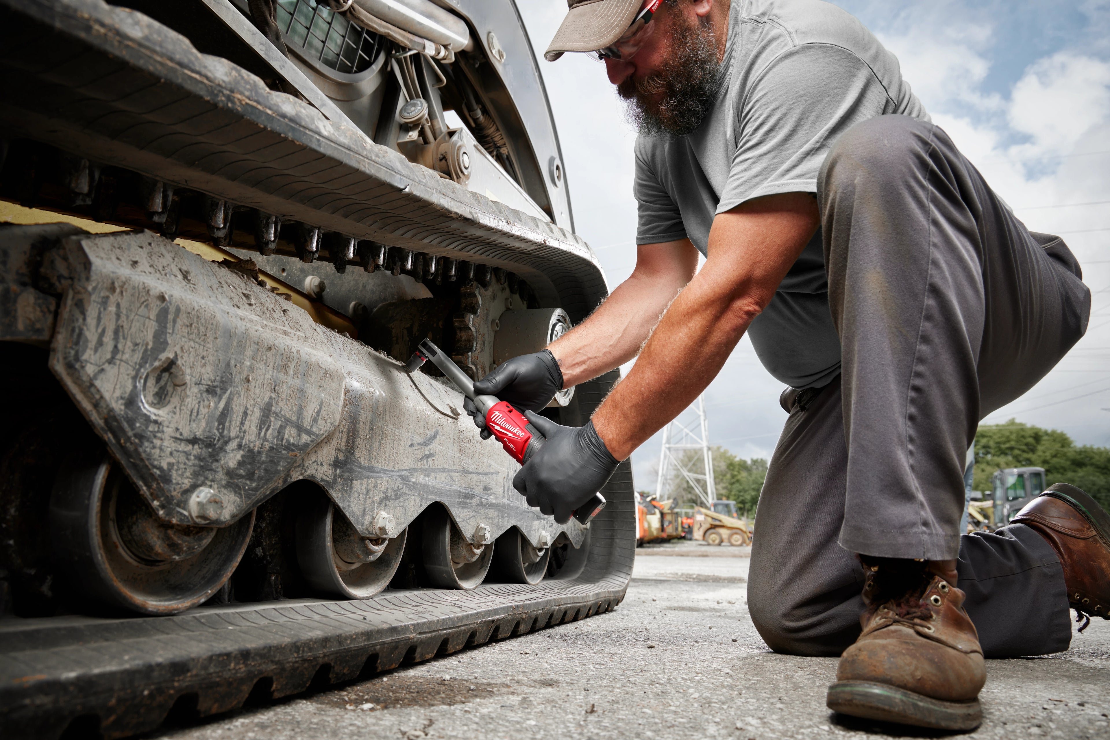 CLÉ RATCHET ALLONGÉE 3/8'' M12 FUEL