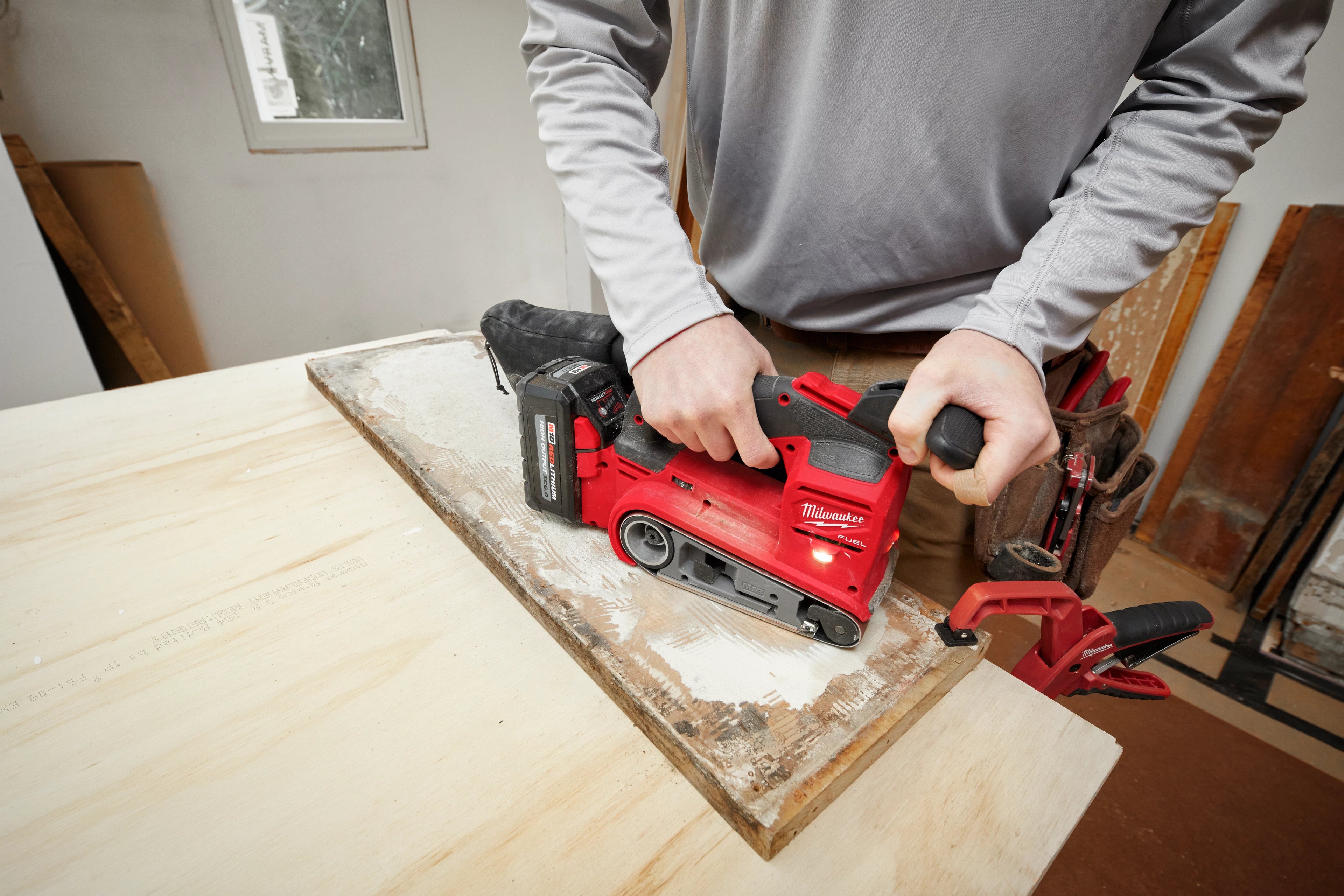 M18 FUEL BRUSHLESS 3" X 18" BELT SANDER
