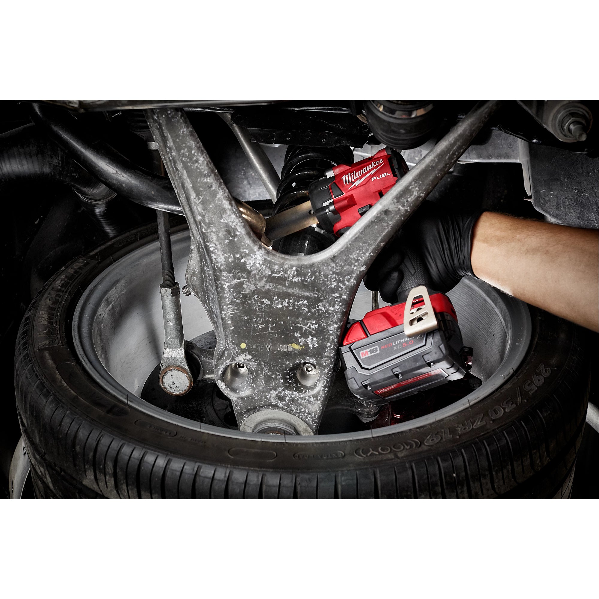 M18 FUEL 3/8'' COMPACT IMPACT WRENCH KIT (XC5.0)
