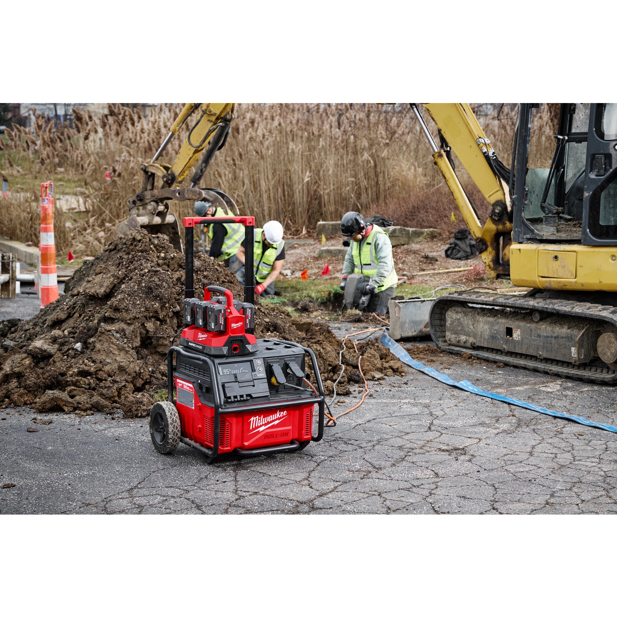 SOURCE DE COURANT 7200W/3600W 2.5KWH ROLL-ON™