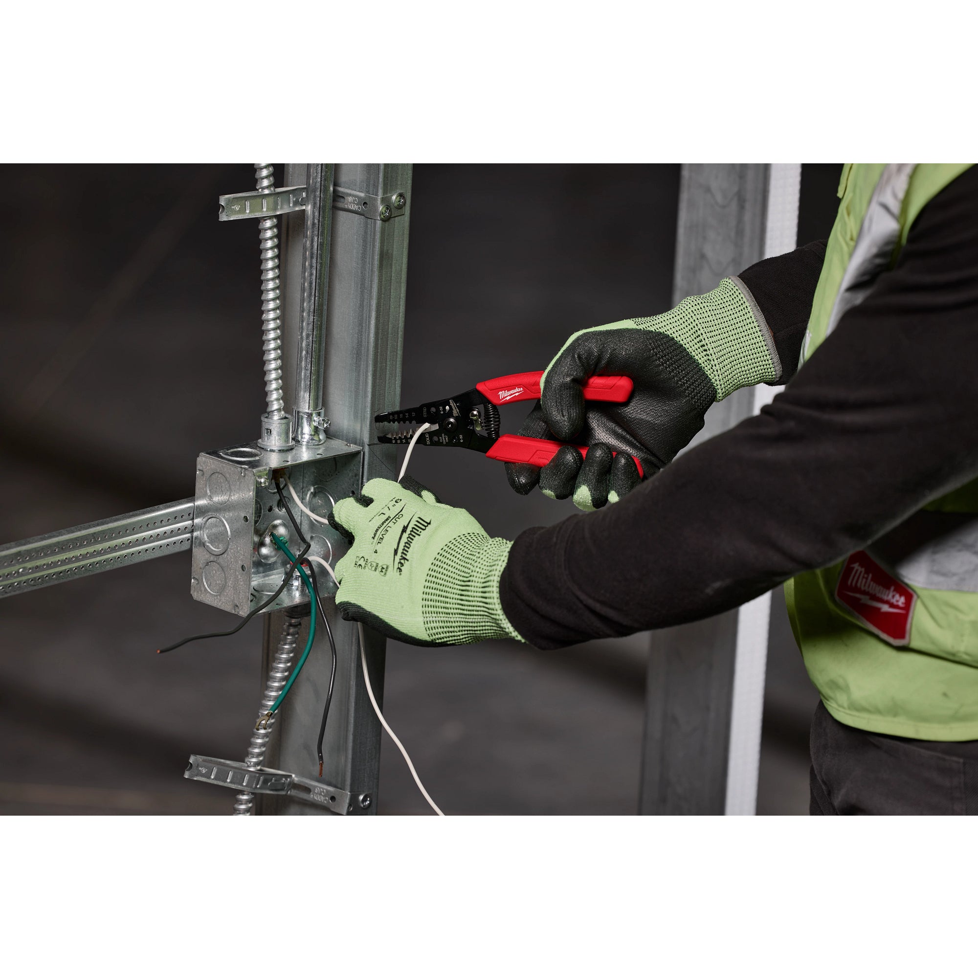 PINCE À DÉNUDER & COUPER LE FIL CALIBRE 10-20 AWG