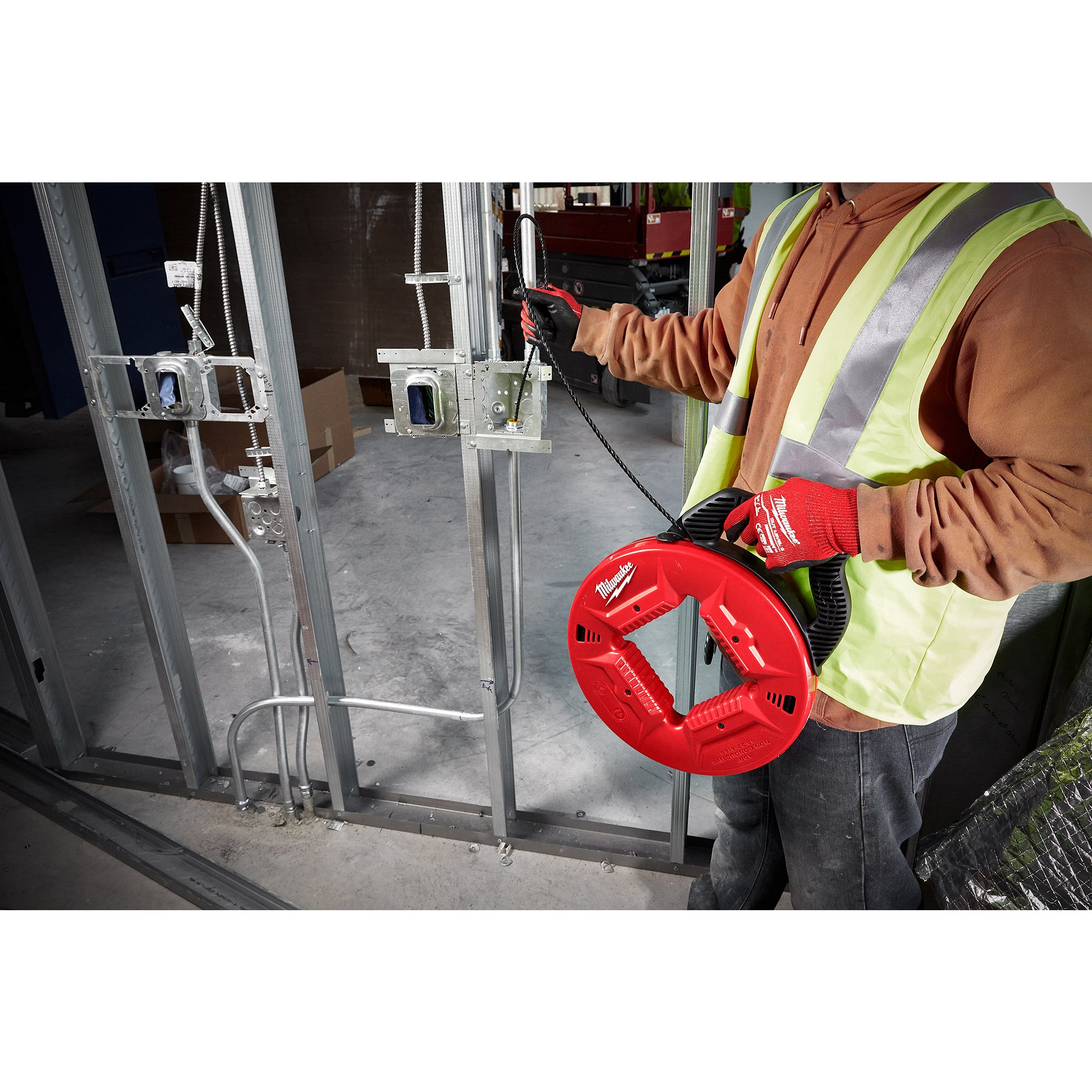 RUBAN DE TIRAGE 100' EN POLYESTER AVEC BOUT NON CONDUCTEUR