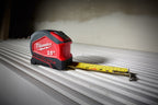 RUBAN À MESURER COMPACT 25' VERROUILLAGE AUTOMATIQUE