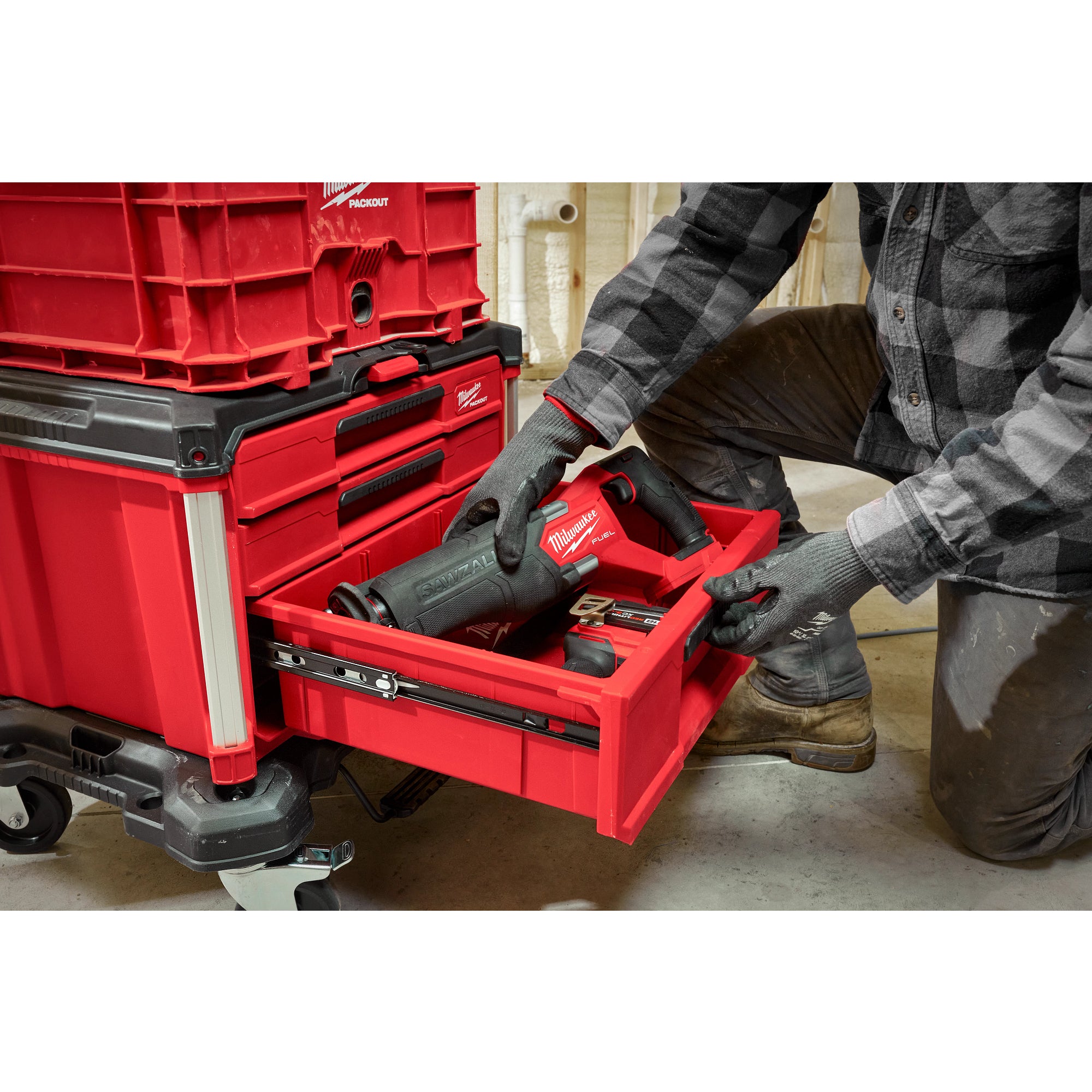 BOÎTE À OUTILS 22'' PACKOUT - 3 TIROIRS MULTI-PROFONDEURS