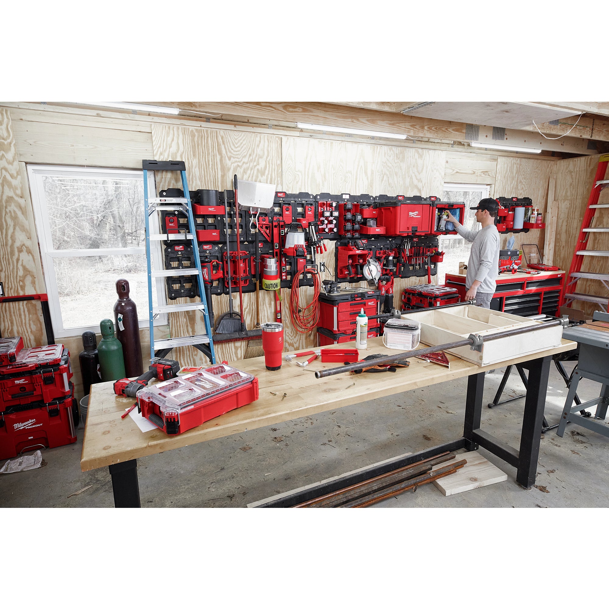 SUPPORT DE BATTERIE M12 PACKOUT