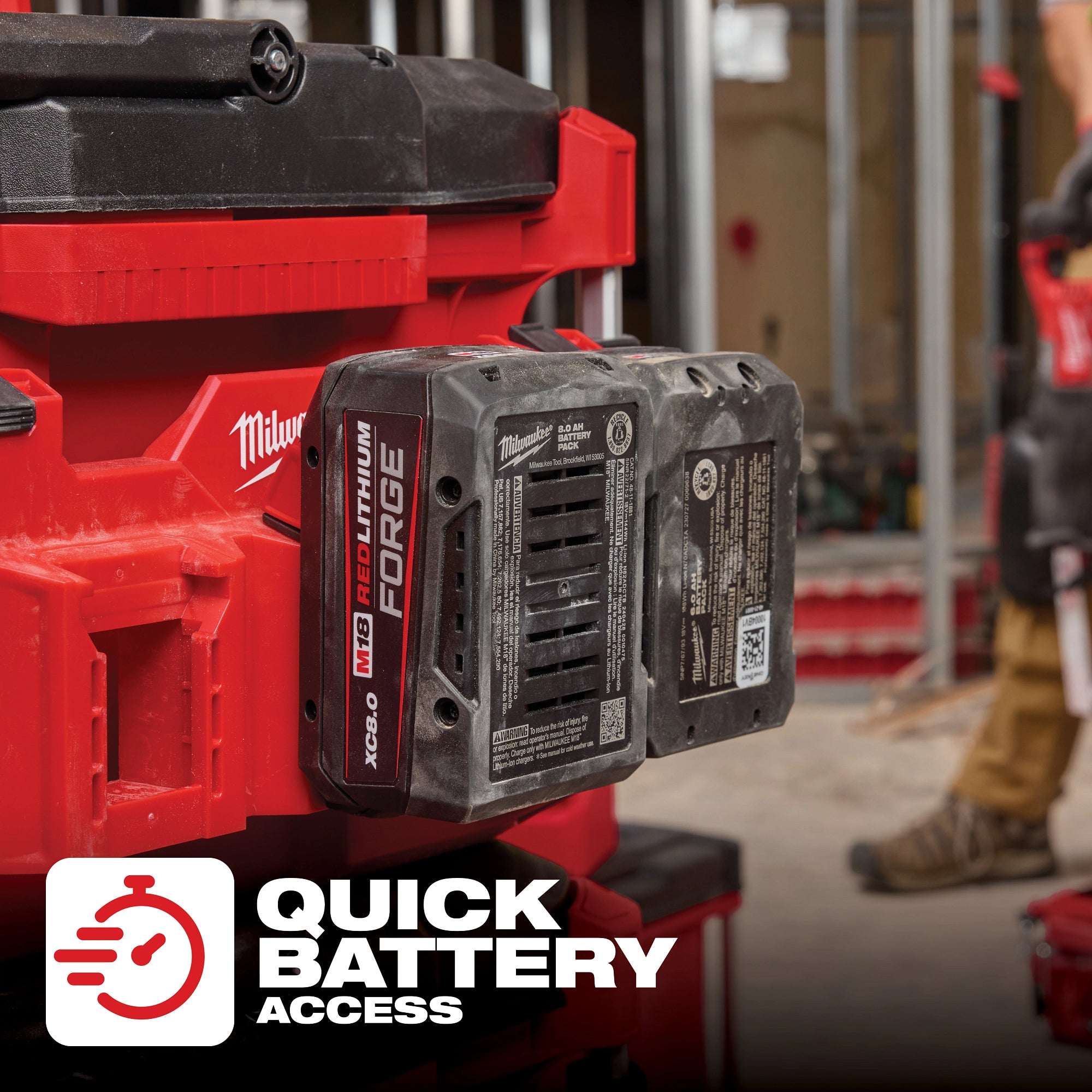 ACCESSOIRE AVEC SUPPORT DE BATTERIES M18 POUR PACKOUT