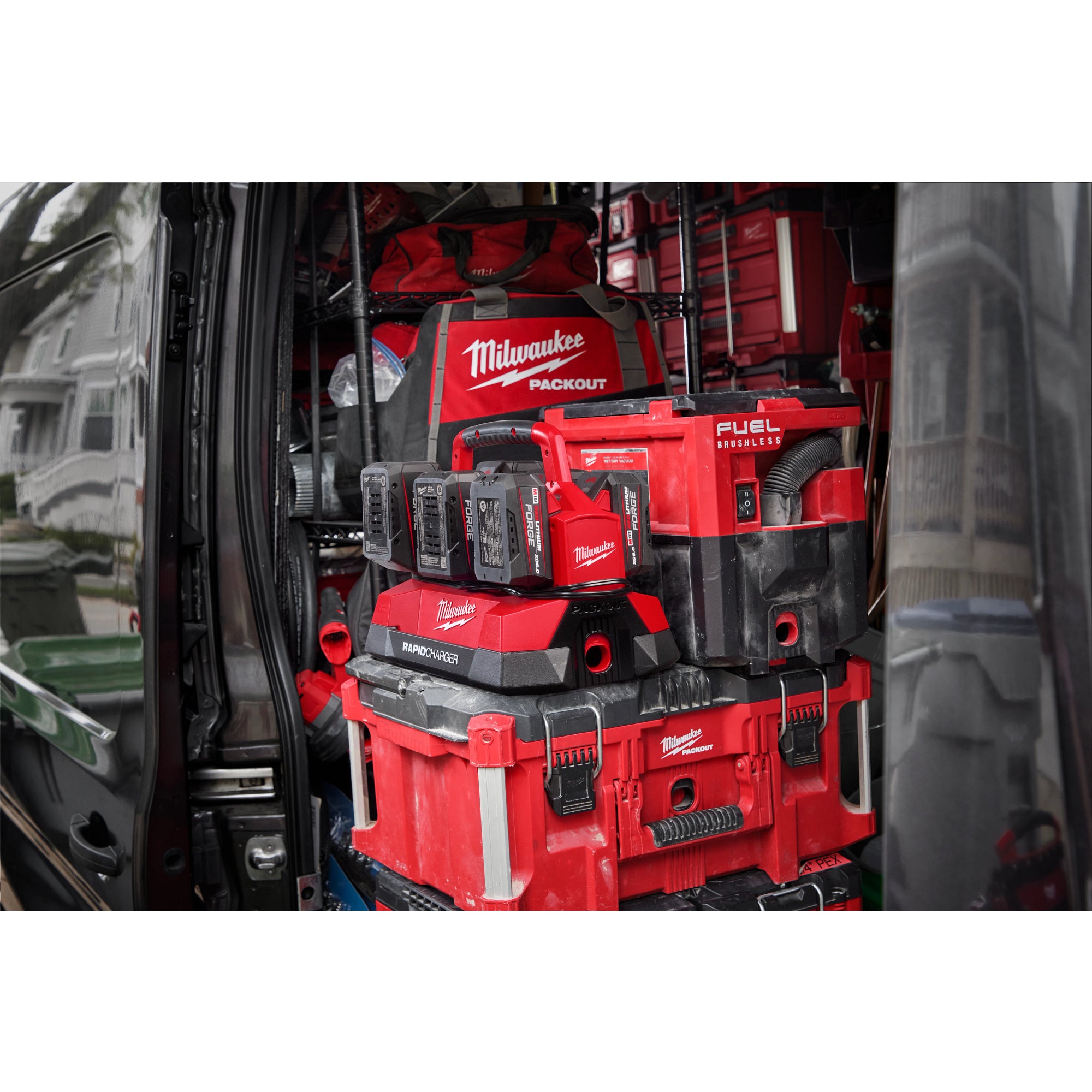 CHARGEUR RAPIDE 6 PORTS PACKOUT M18