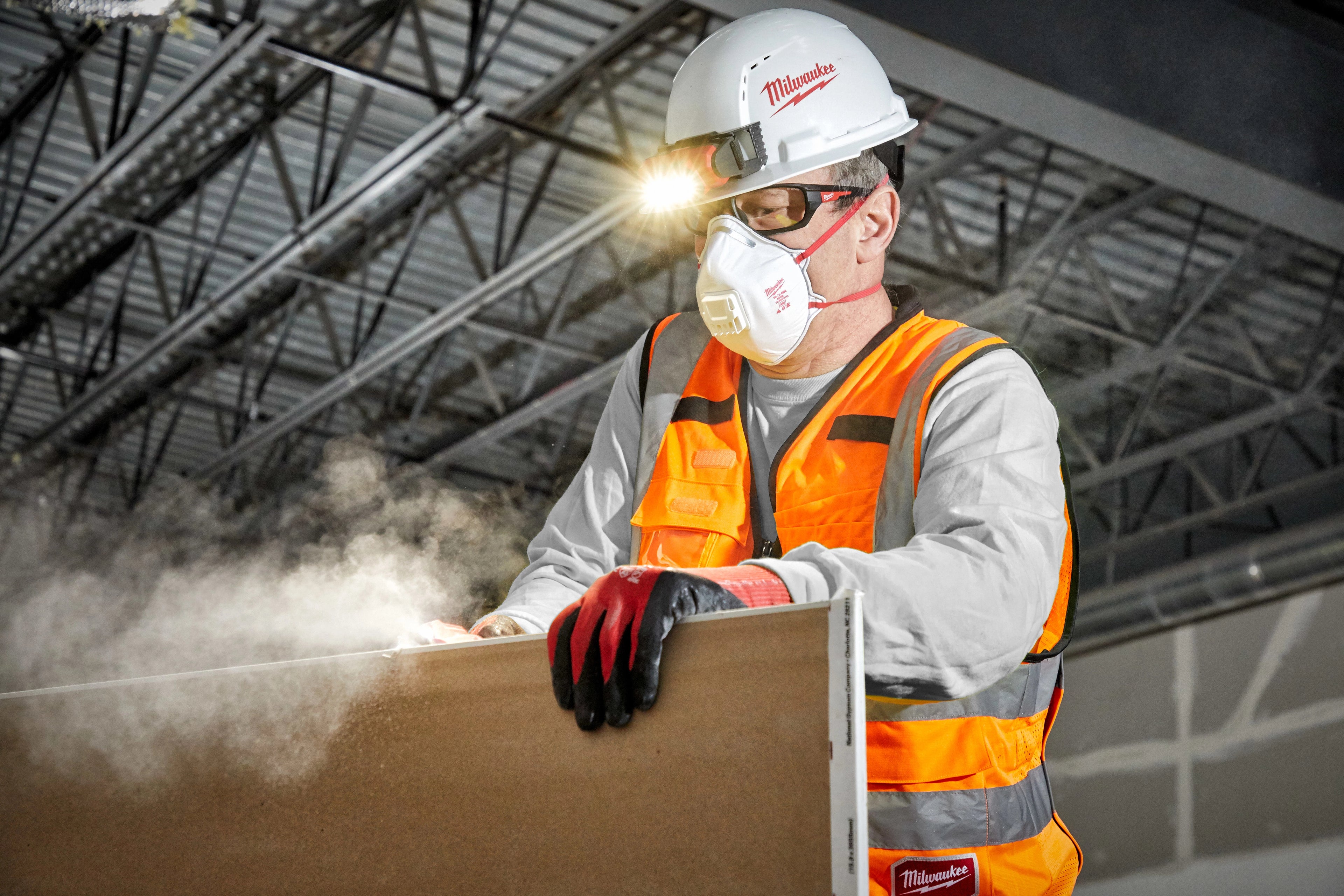 CLEAR SAFETY GLASSES ANTI-FOG & ANTI-SCRATCH
