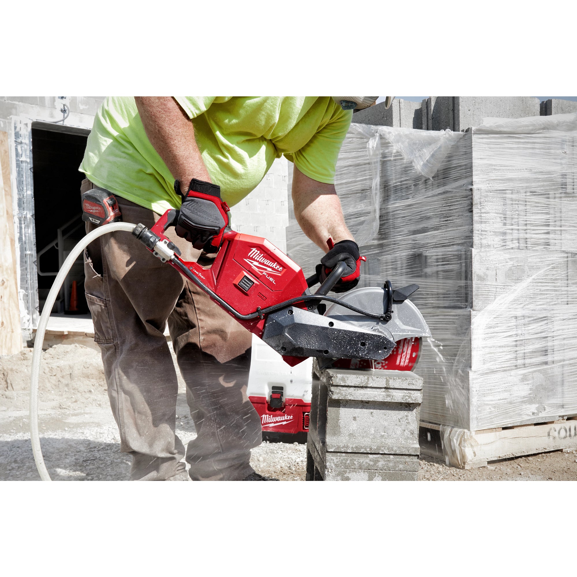 M18 FUEL BRUSHLESS 9" ONE-KEY™ CHAINSAW