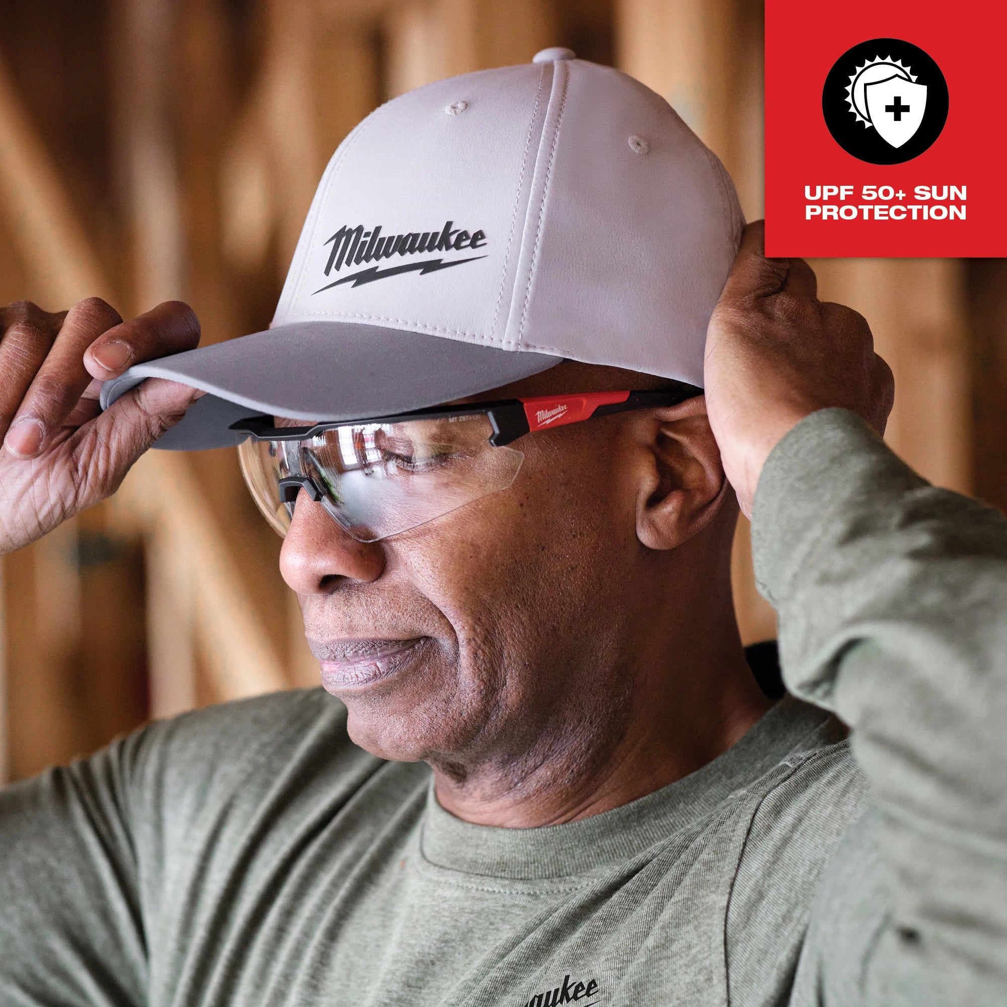 CASQUETTE FLEXFIT PERFORMANCE MILWAUKEE (GRIS - L/XL)