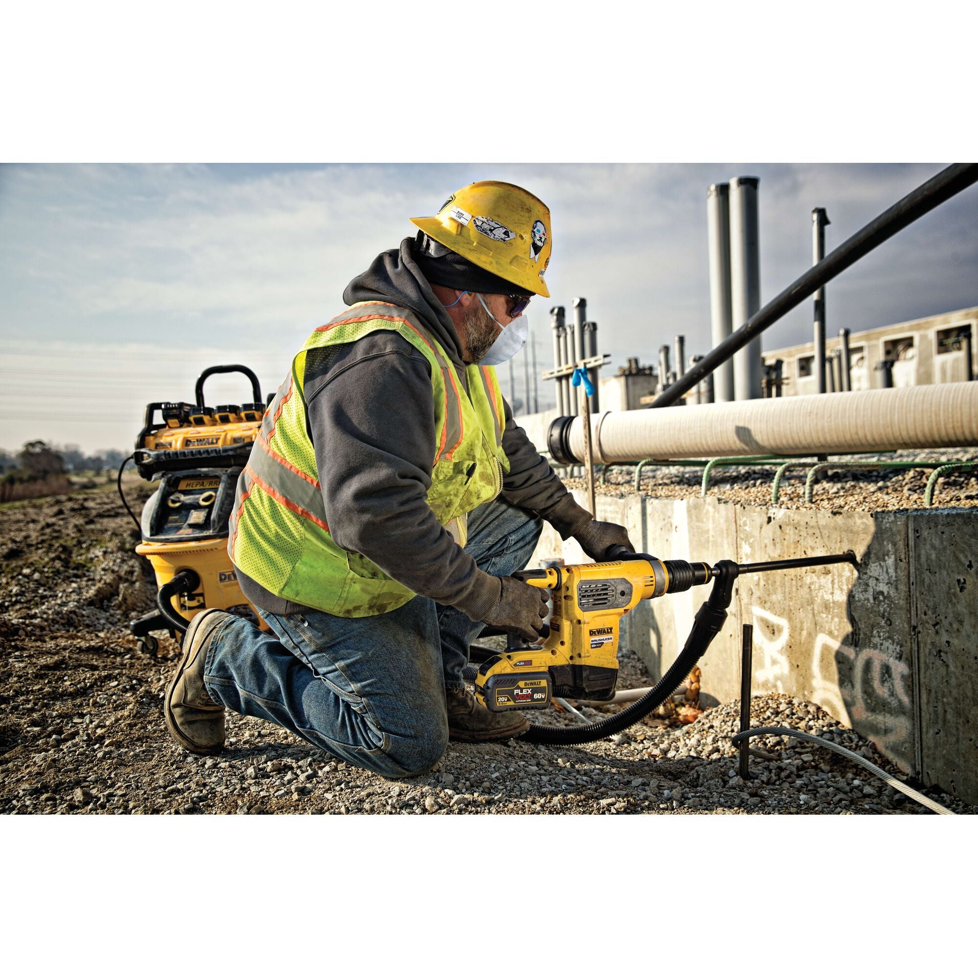 FLEXVOLT 60V MAX 1-9/16" SDS-MAX BRUSHLESS ROTARY HAMMER