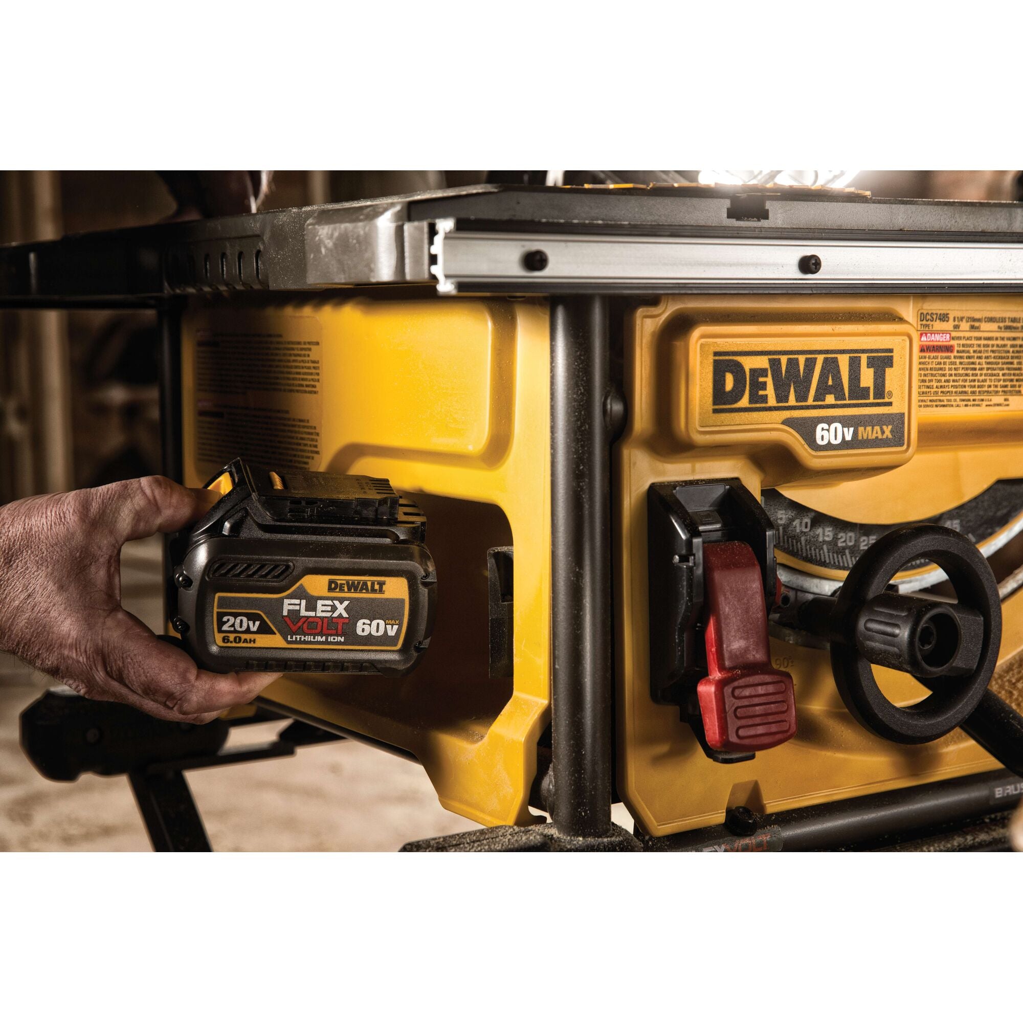 ENSEMBLE BANC DE SCIE 8-1/4'' FLEXVOLT 60V MAX ( 6.0AH )