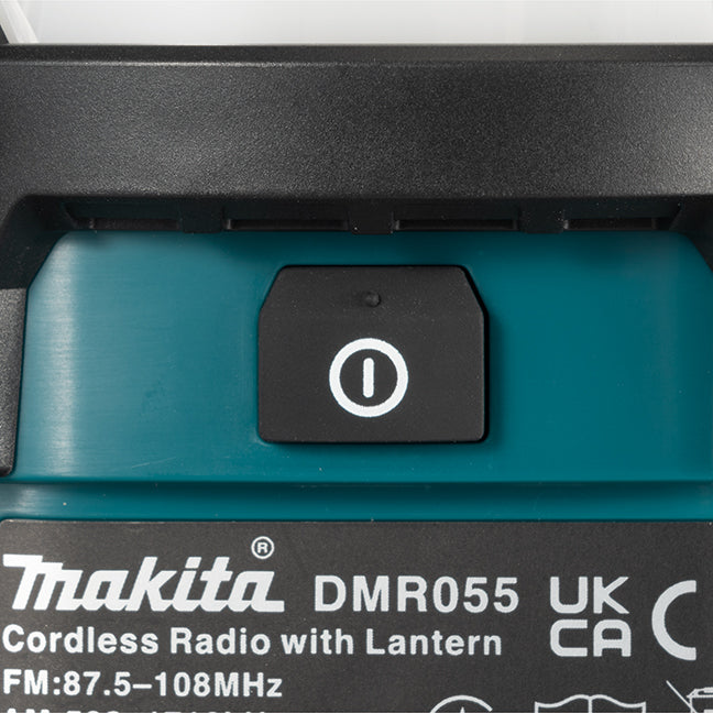 RADIO AVEC LANTERNE 18V LXT