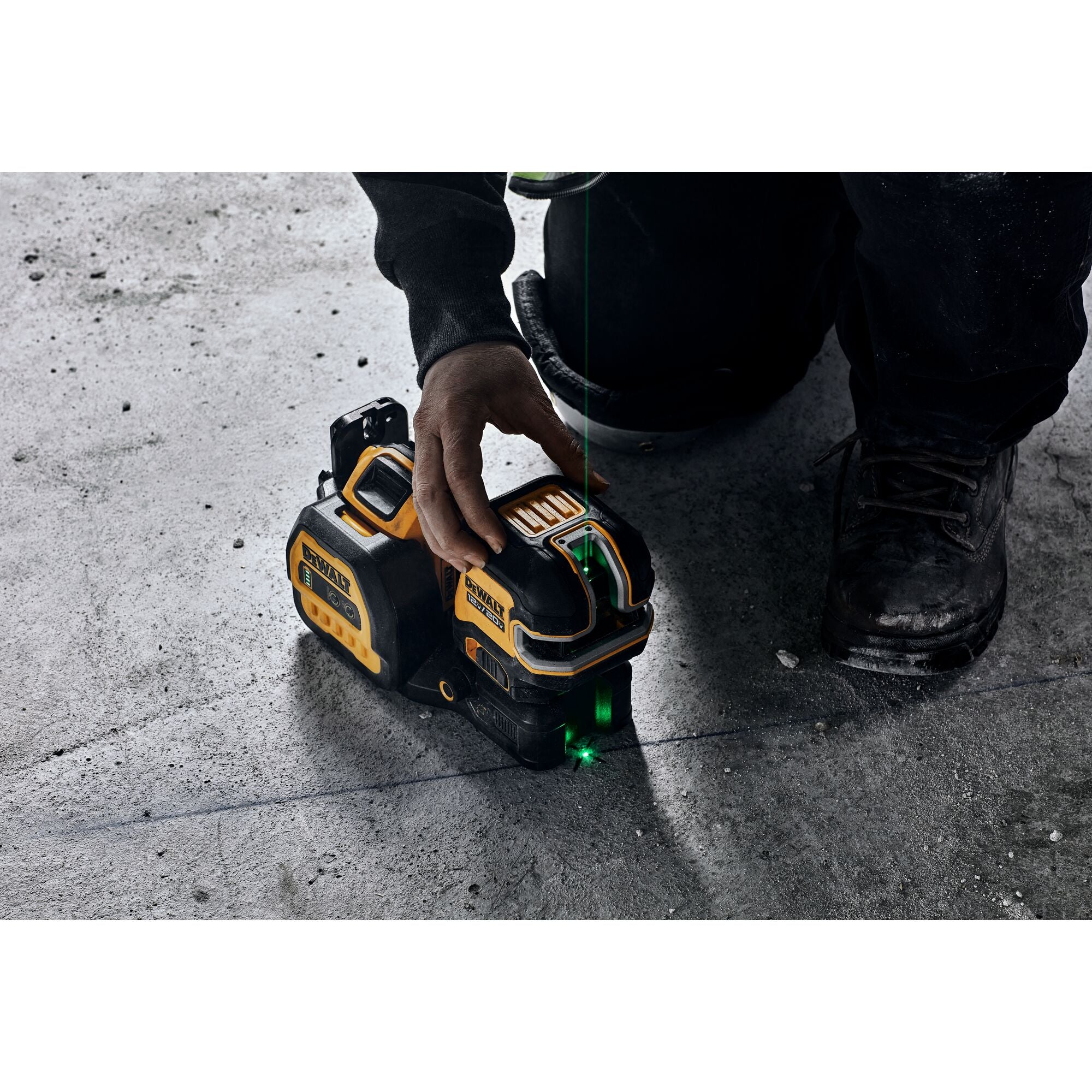 12V/20V 5-POINT 360° AUTOMATIC GREEN LASER LEVEL KIT