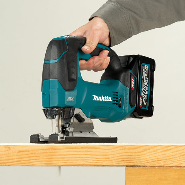 SCIE SAUTEUSE 40V XGT BRUSHLESS