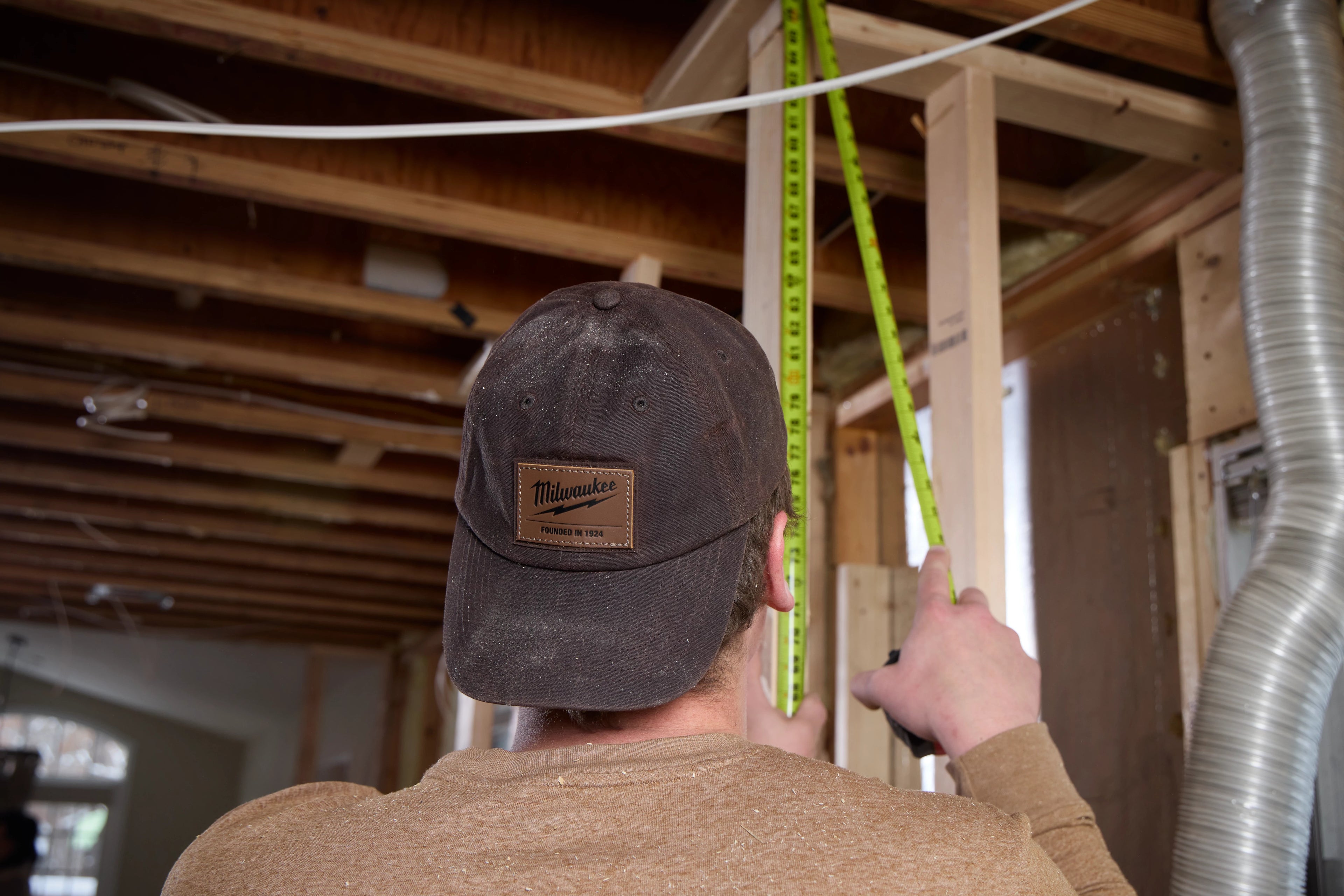 CASQUETTE AJUSTABLE EN TOILE CIRÉE - BRUN