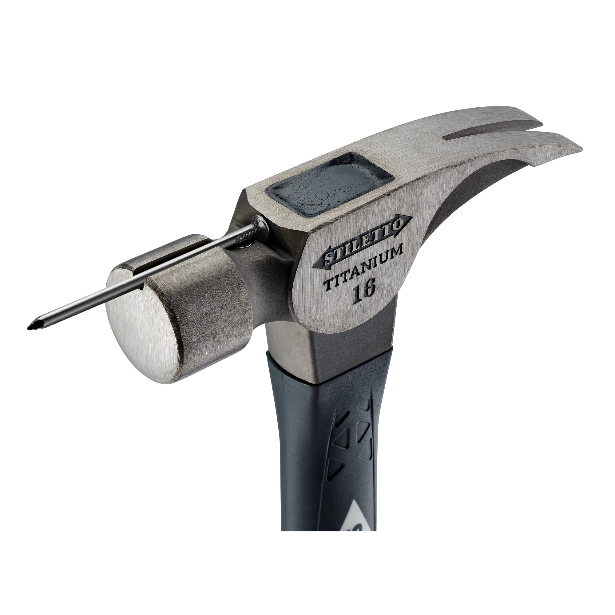MARTEAU 16OZ EN TITANE FACE LISSE & MANCHE EN FIBRE 18''