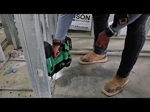 1/2" TO 1-9/16" CONCRETE NAILER KIT (18V)
